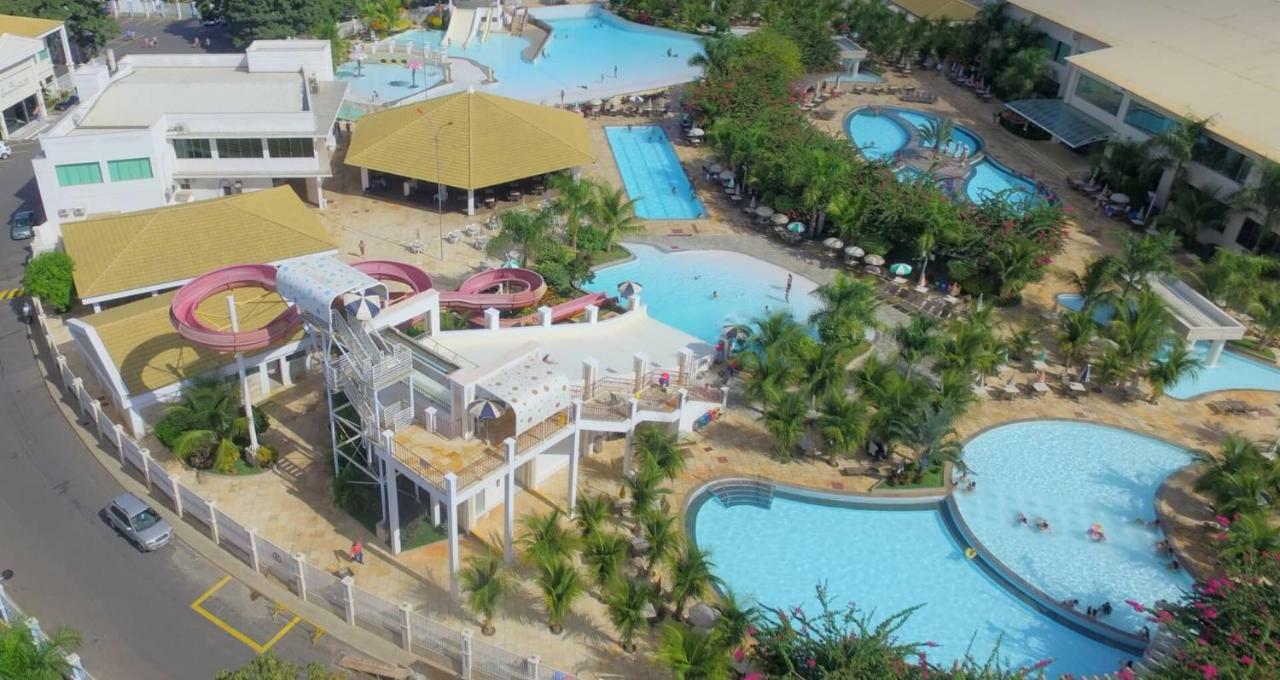 LACQUA Di ROMA COM PISCINA DE ONDAS Caldas Novas Exterior foto